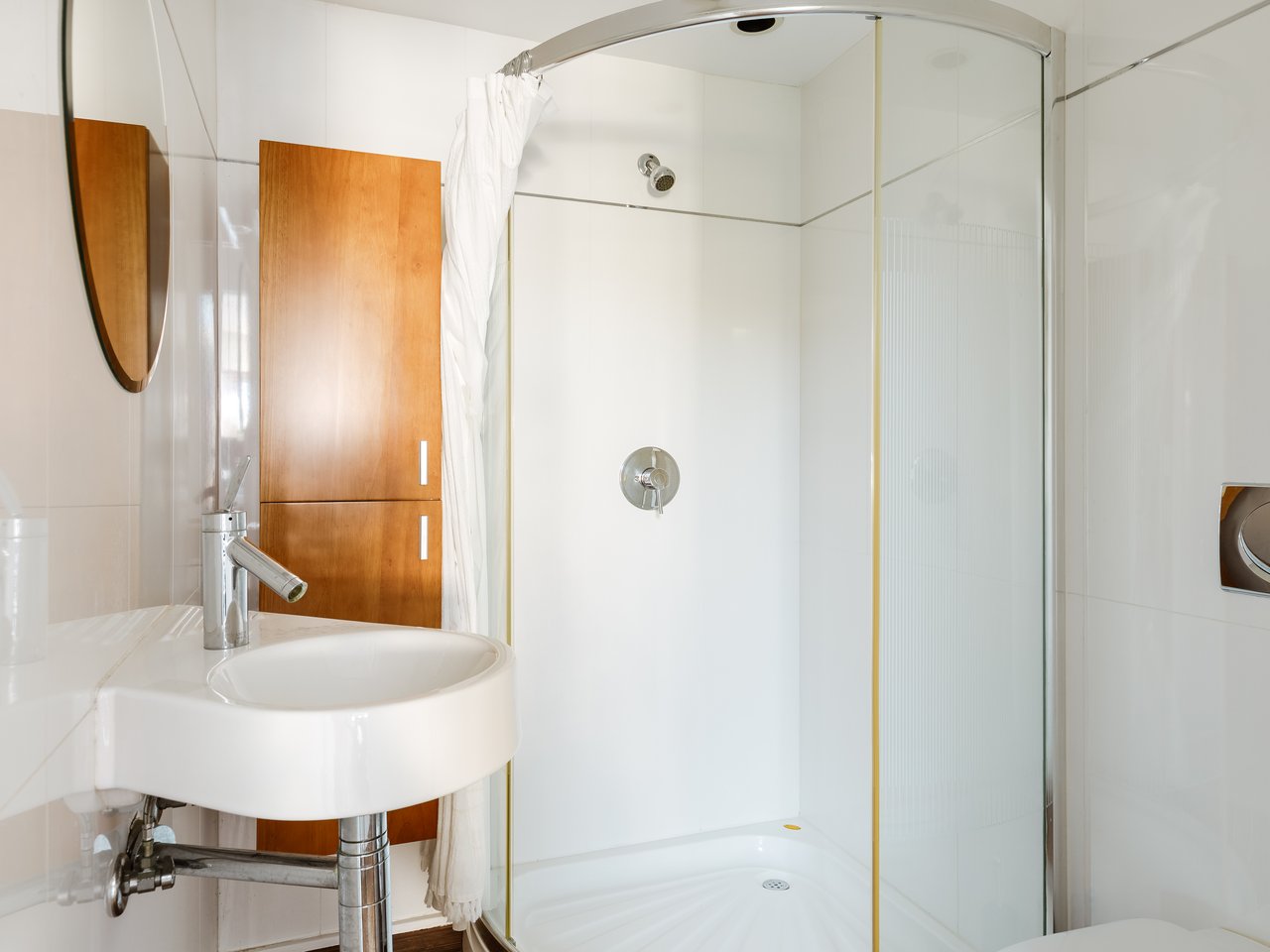 3604 Glenridge Dr, Sherman Oaks 