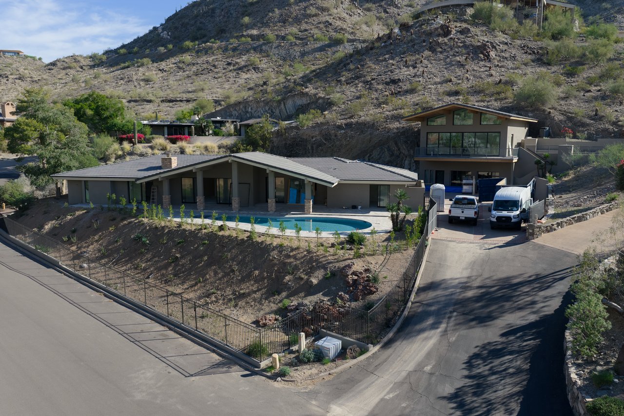 3500 E LINCOLN DR #26