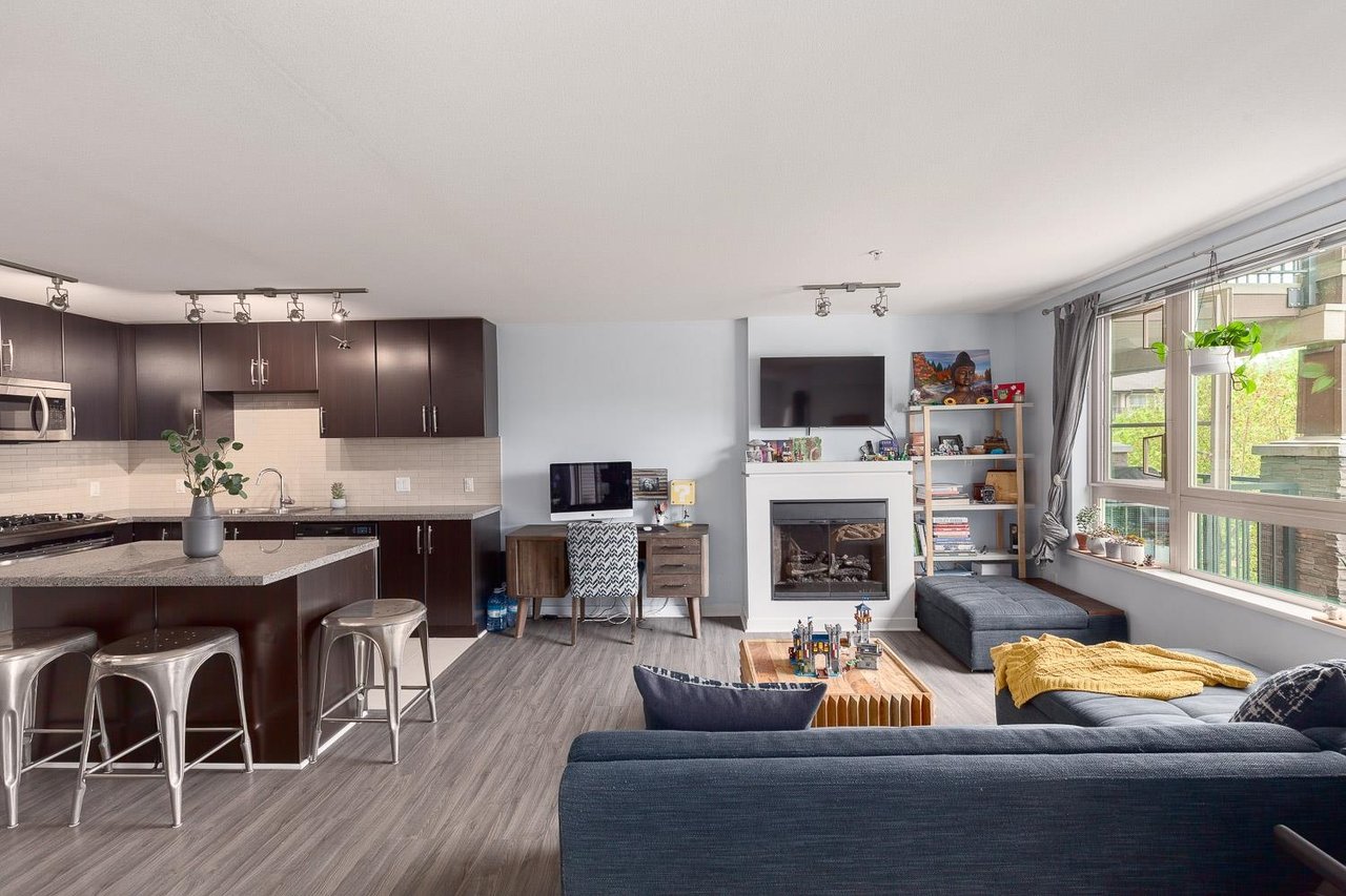 301-701 Klahanie Drive, Port Moody
