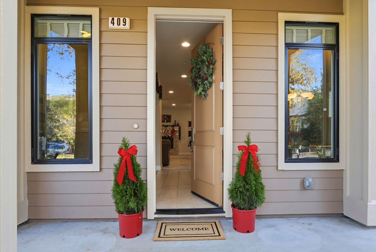 409 Spruce Ln, Palo Alto