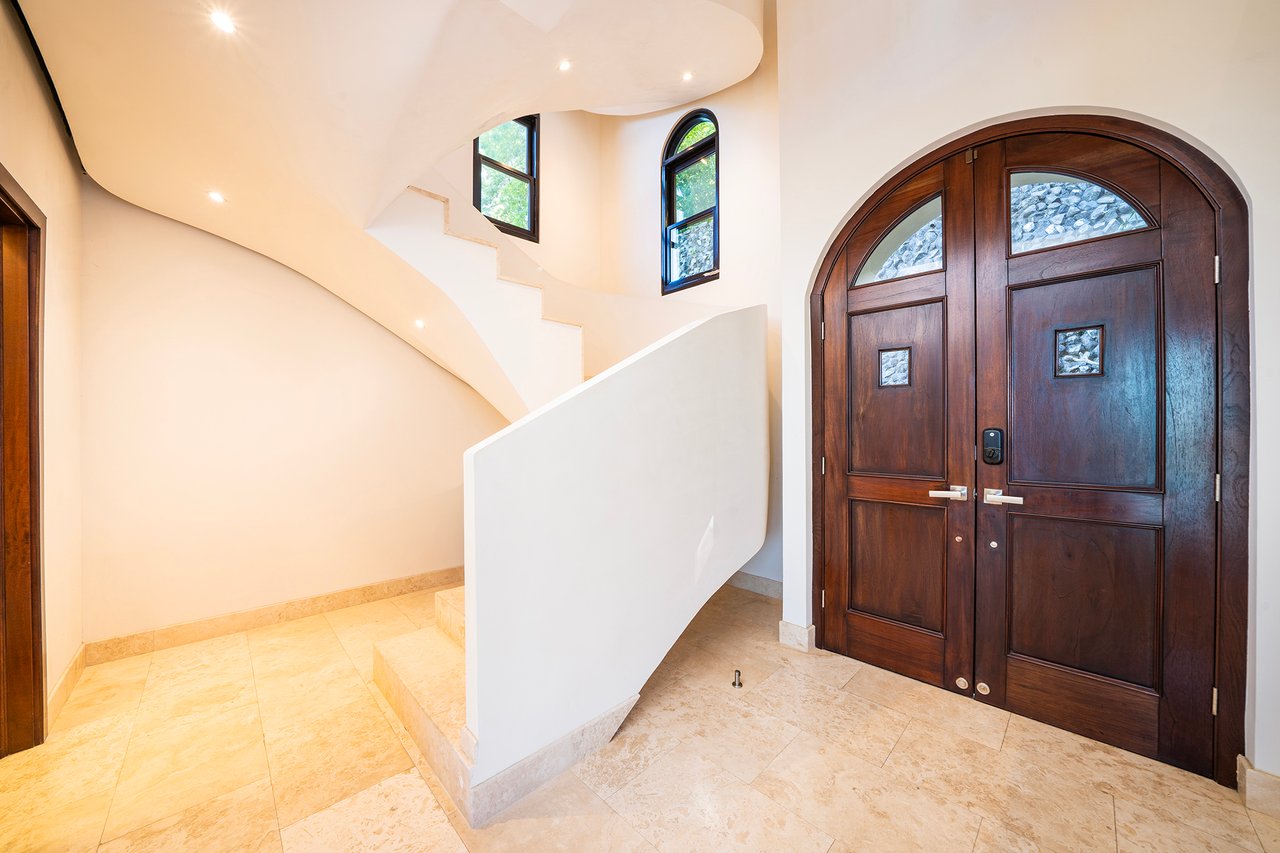 Casa Todo Bien and Guest House