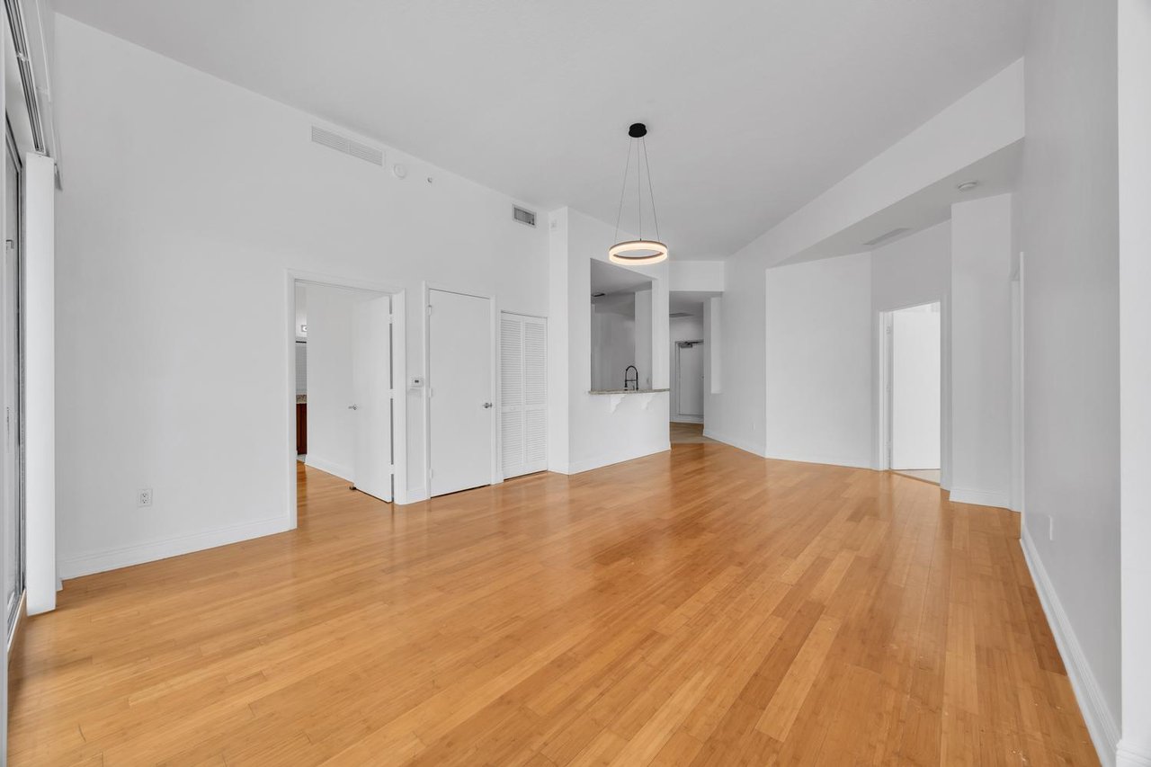Penthouse Living in Downtown Dadeland