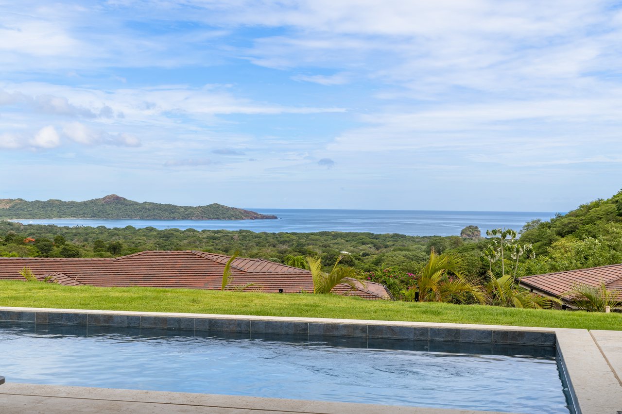 Dos Ríos 29 | Brand-New Ocean & Mountain View Home