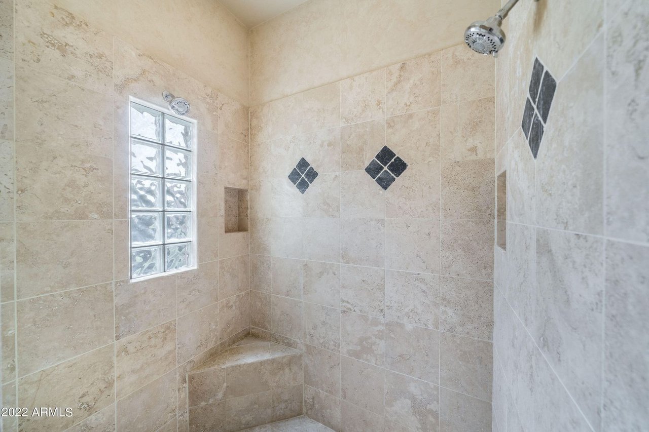 12077 E Laurel Lane