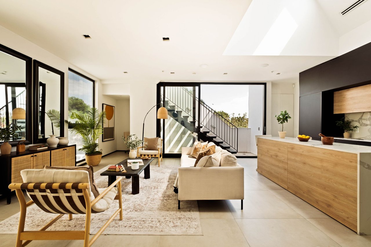 1253 N Sweetzer Ave #5, West Hollywood