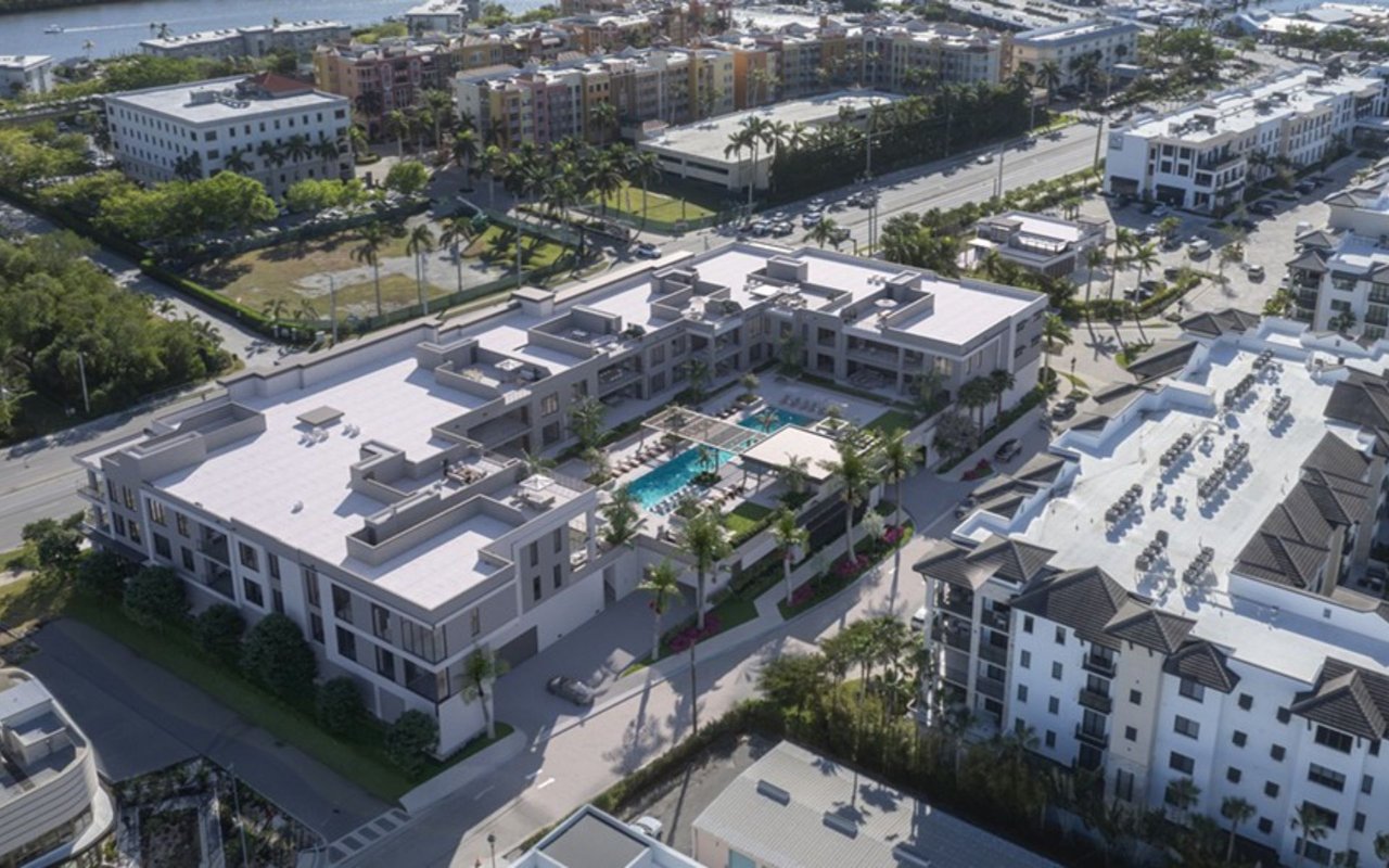 Encore at Naples Square