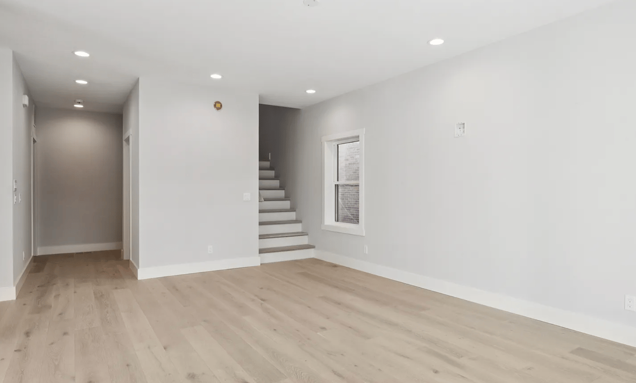 39 S Annapolis Ave #A