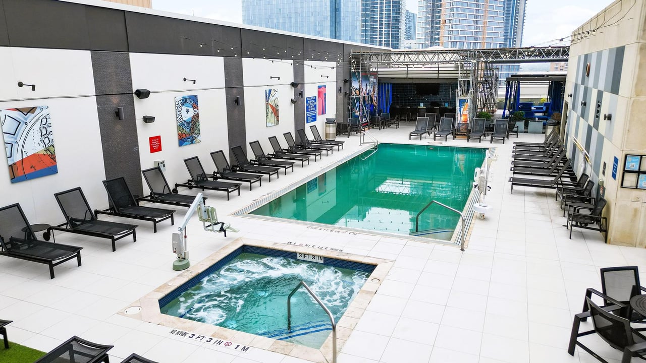 555 E 5th St, Unit 3022
