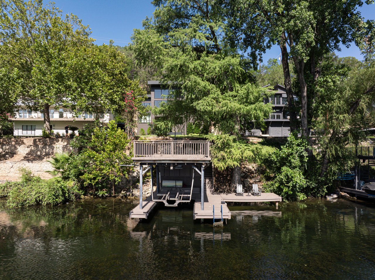 Lake Austin Waterfront