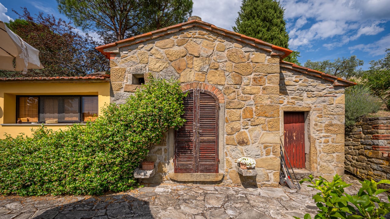 CASALE DELLA VALLATA