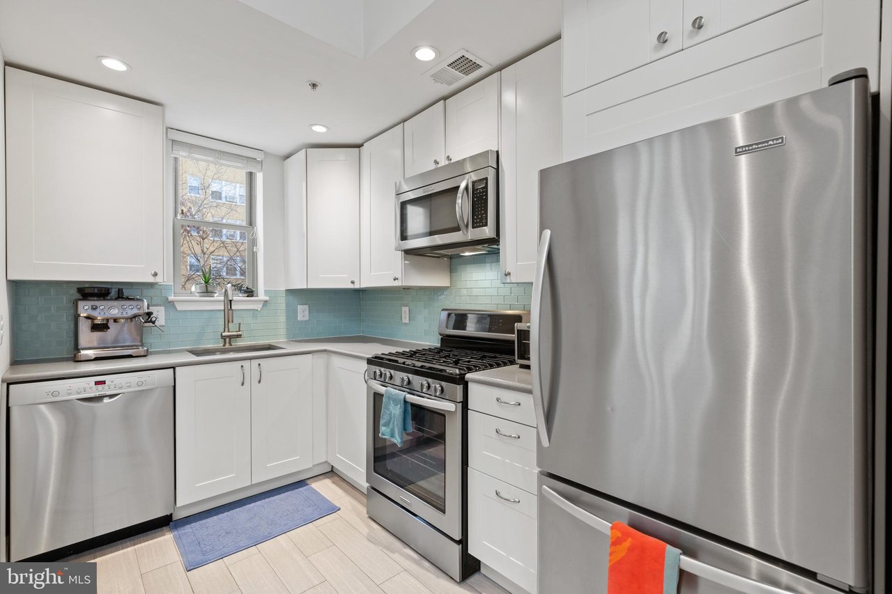 1445 N St NW #303