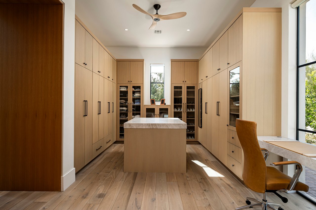 5029 E DESERT PARK Lane