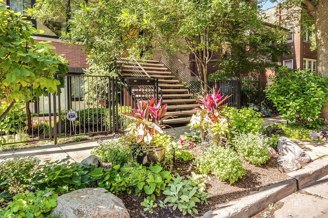 Sold | 2213 West Homer
