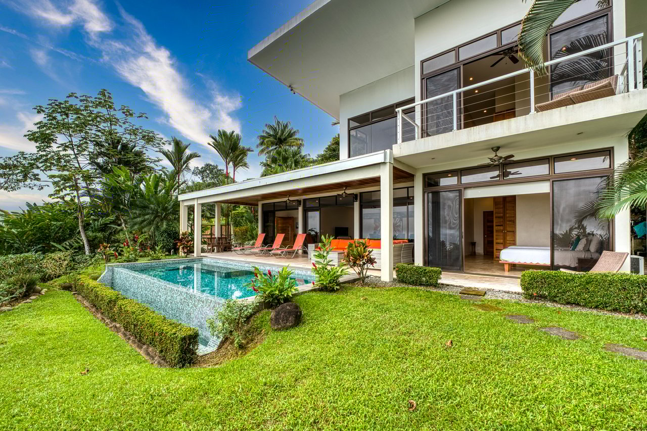 Incredible Whale's Tail View Luxury Home
