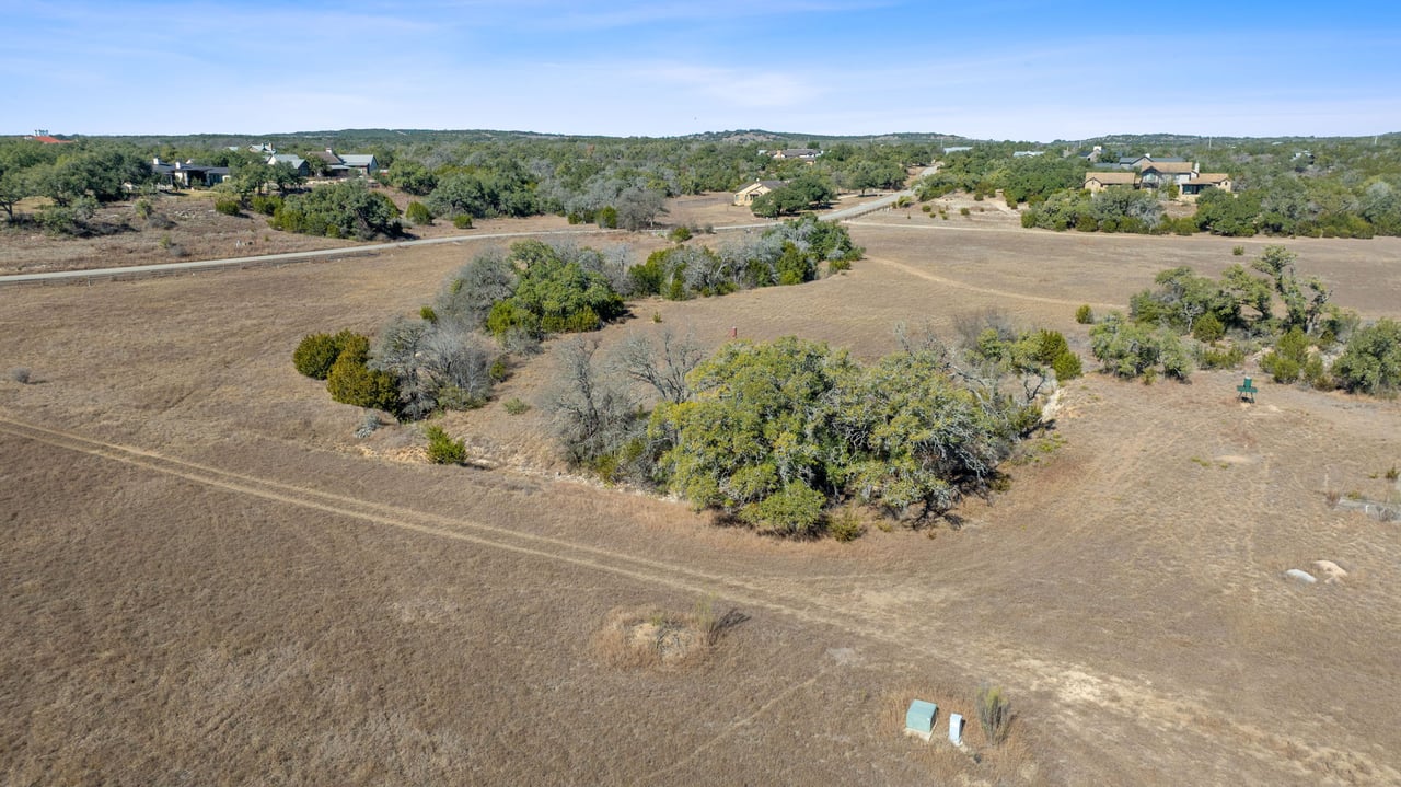 100 Dario Dr. Dripping Springs  Tx 78620