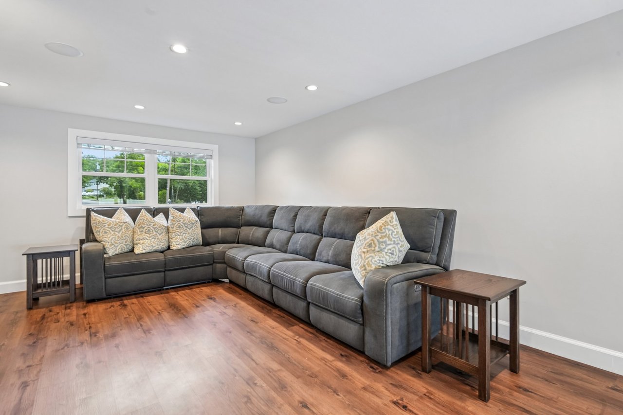 25 Ascot Way, Summit, NJ 07901