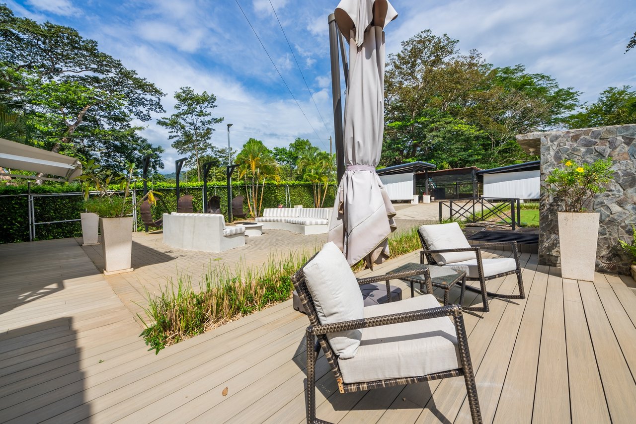 Casa Cielo | Luxurious Multifunctional Estate with Main House, Apartments, and Pool in Guanacaste!