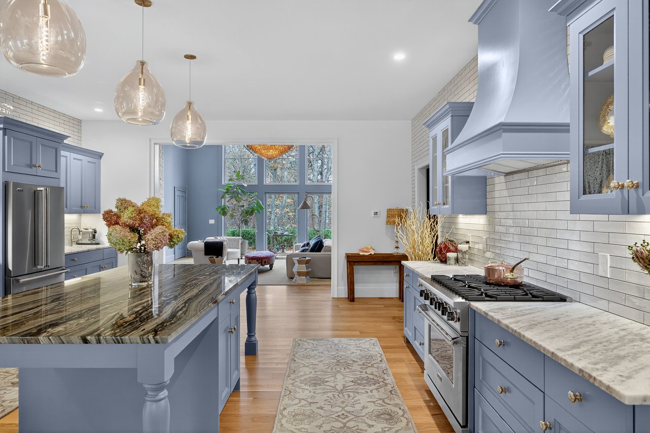 A Turnkey Seapuit Offering in Osterville