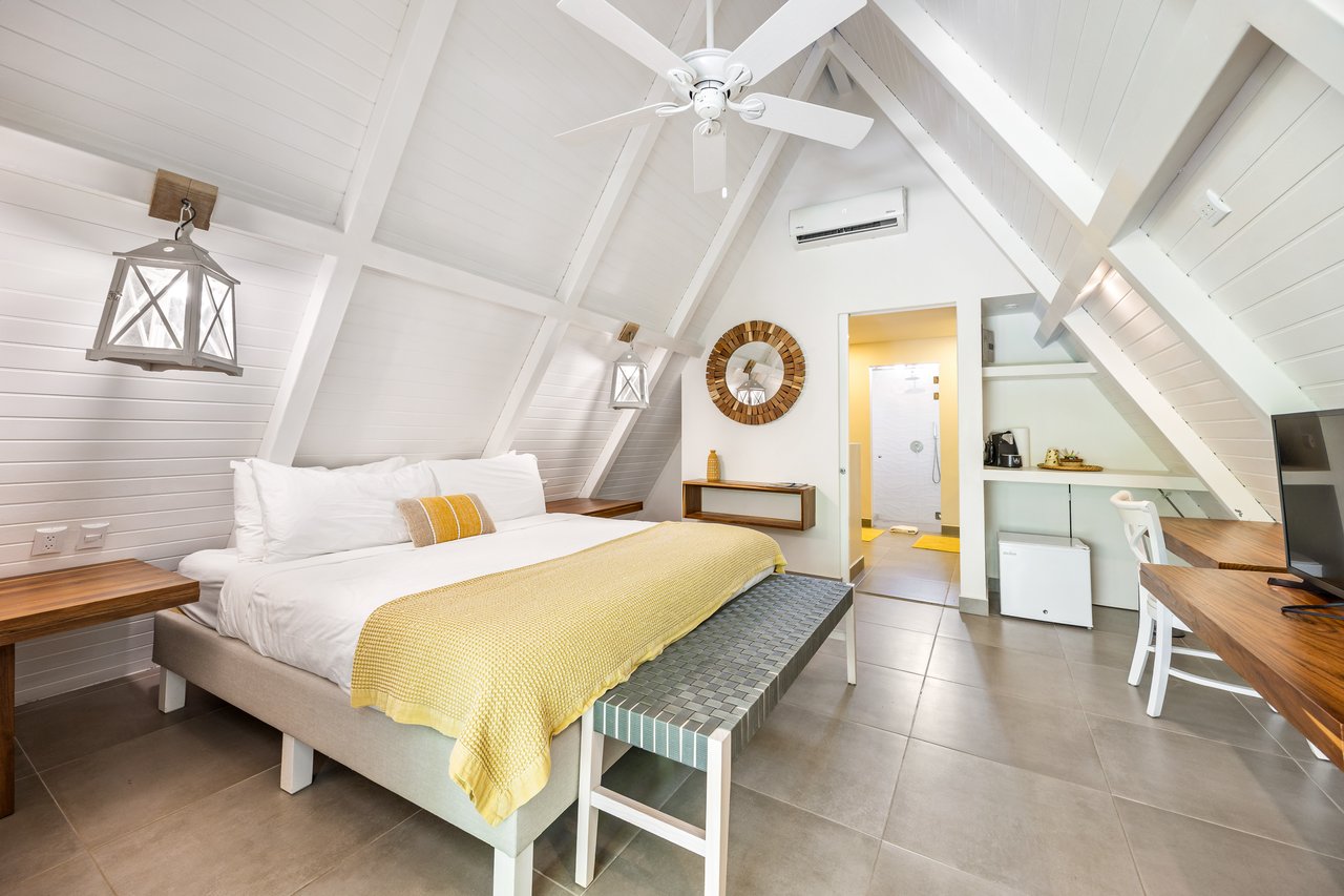 Les Voiles Blanches + Casa Estrella & Lot ,Villa Real, Guanacaste