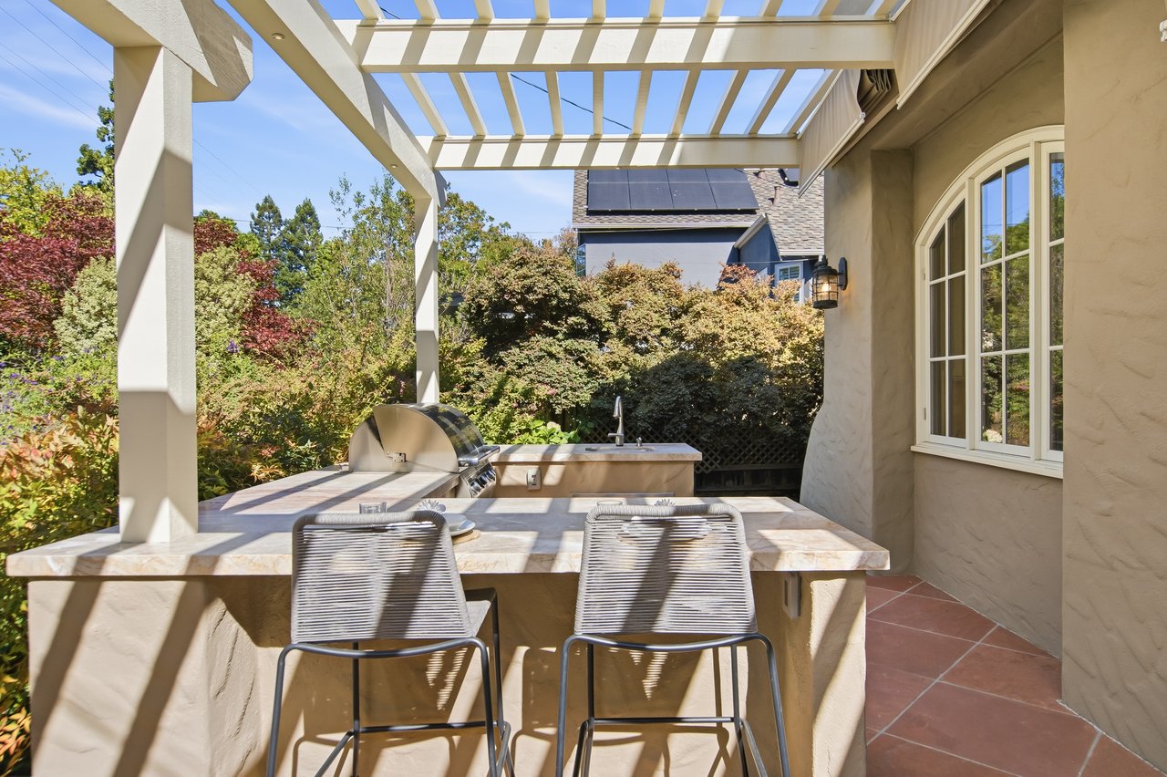 122 Castilian Way