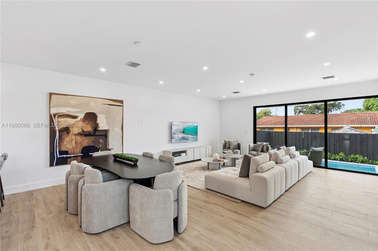 2730-sw-31-avenue-miami-fl-pool-home-sold-living-area