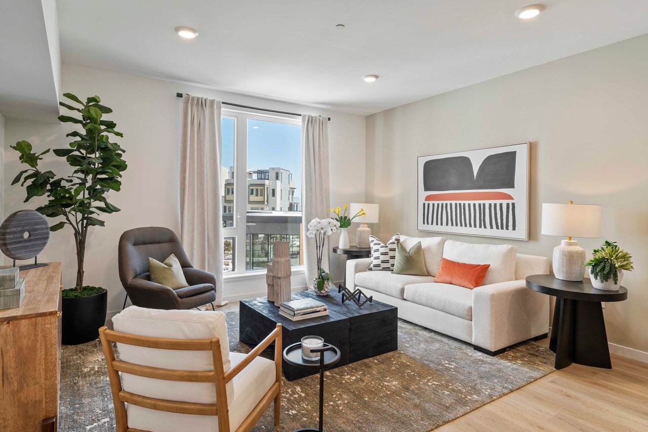 52 KIRKWOOD AVE. #321