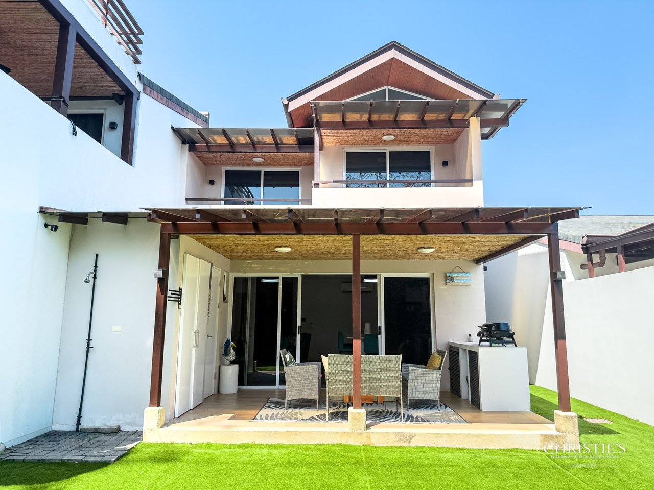 Ciudad del Mar Modern Home - South Jaco Beach 