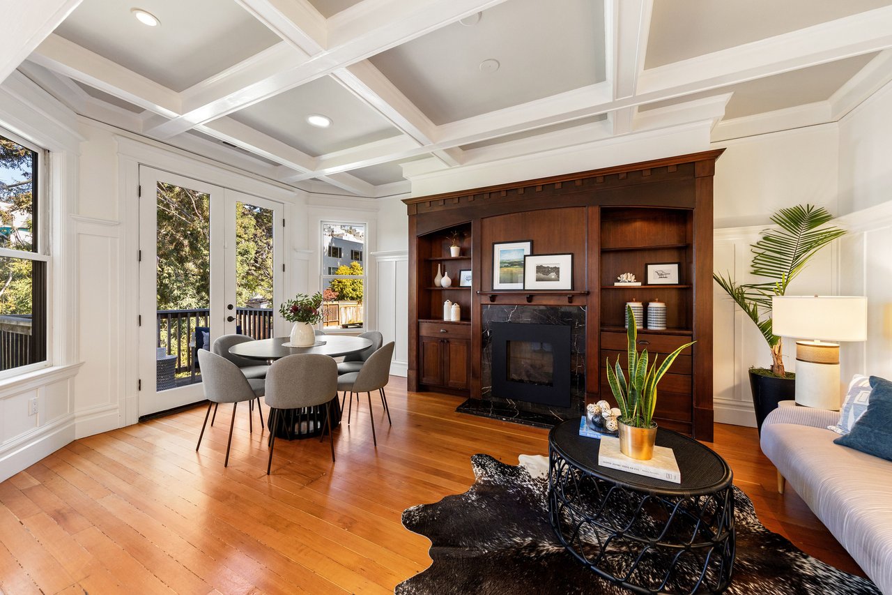 Top-Floor Edwardian In The Castro
