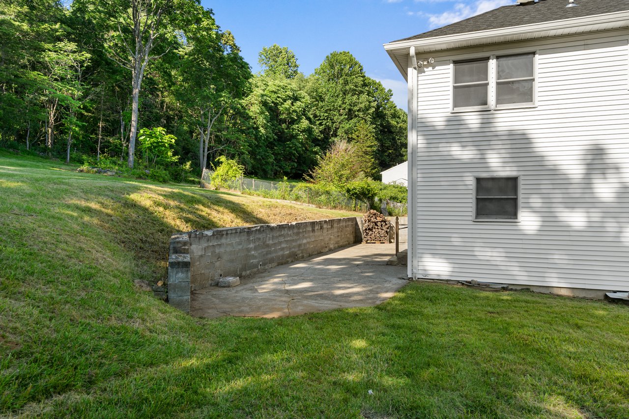 150 Buckley Ave