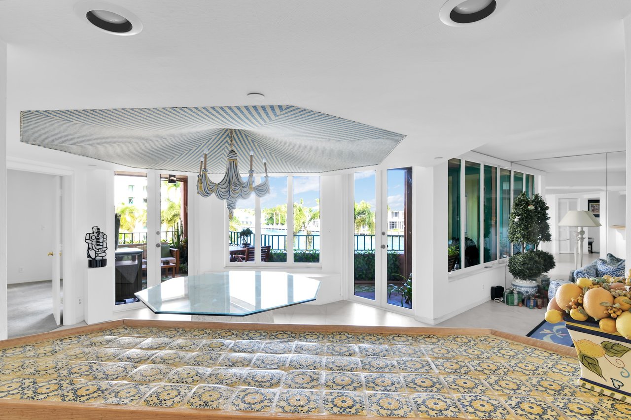 120 SE 5th Ave, Unit 331