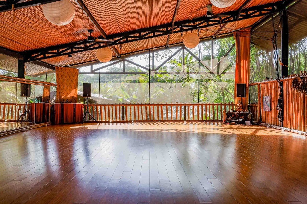 Profitable Business Dominical Yoga Retreat Property with Ocean Views