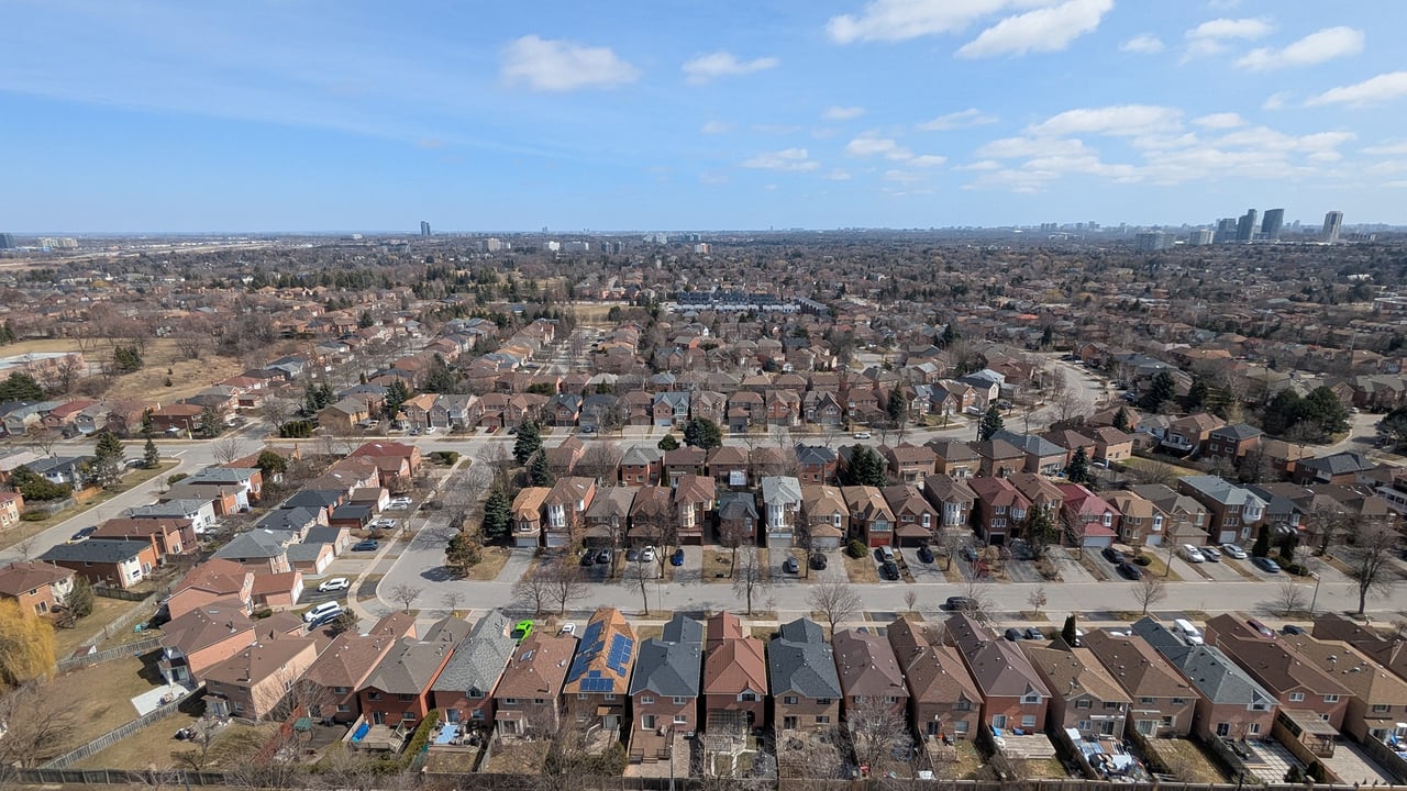 7890 Bathurst Street Unit: 2103