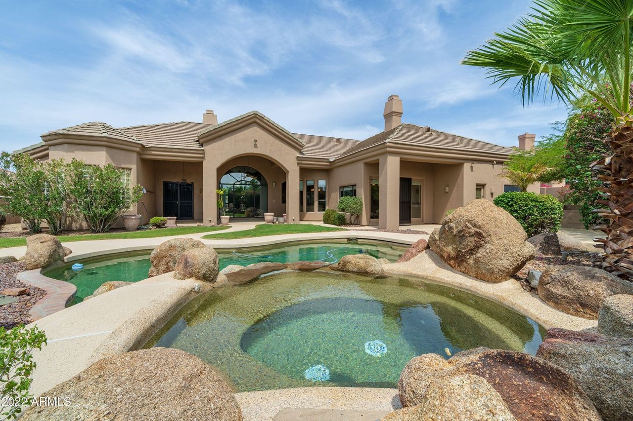 12077 E Laurel Lane