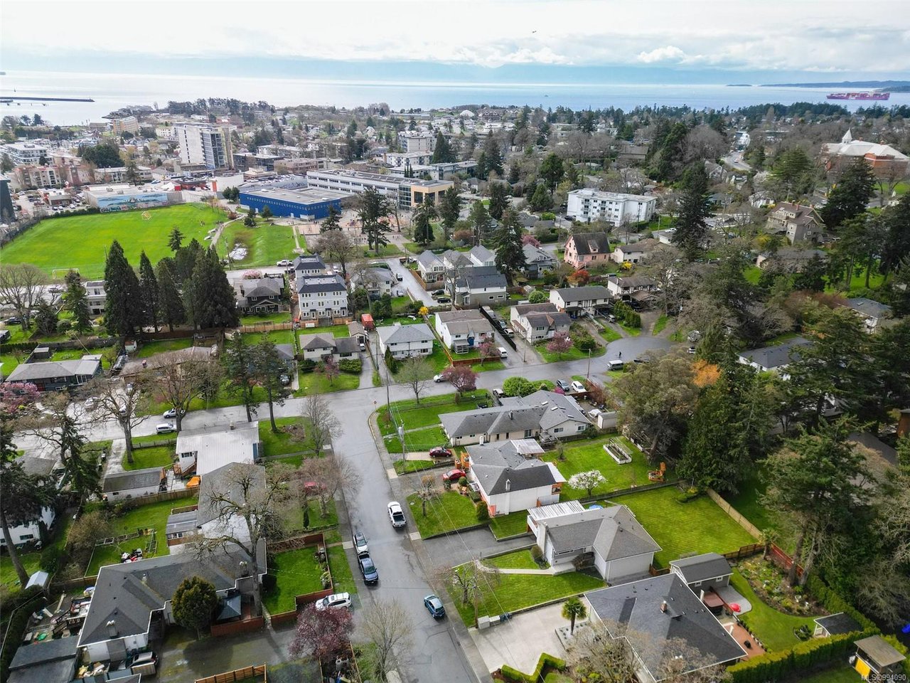 728 Porter Rd, Esquimalt