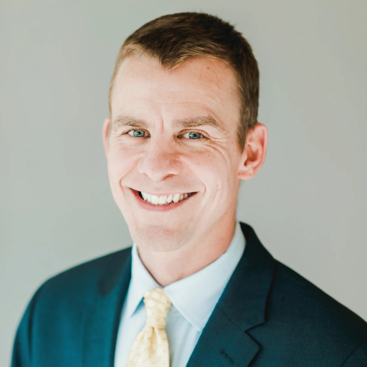 Jan Kovarik Kennebunk, ME Real Estate Agent Headshot