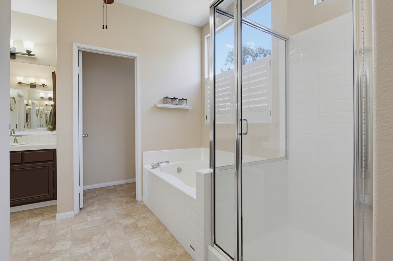 3350 Avocado Vista Ln