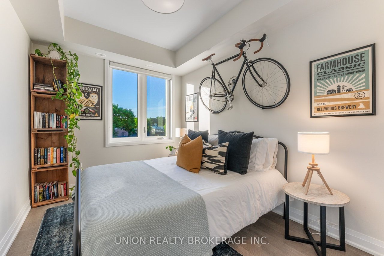100 Coxwell Ave, Townhouse 14