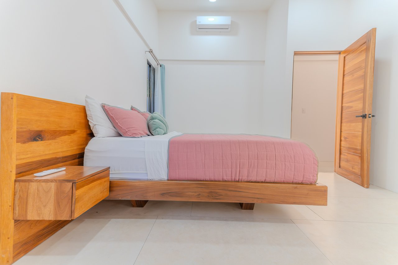 LOCATION,LOCATION, LOCATION – 3-BEDROOM VILLA STEPS FROM THE BEACH