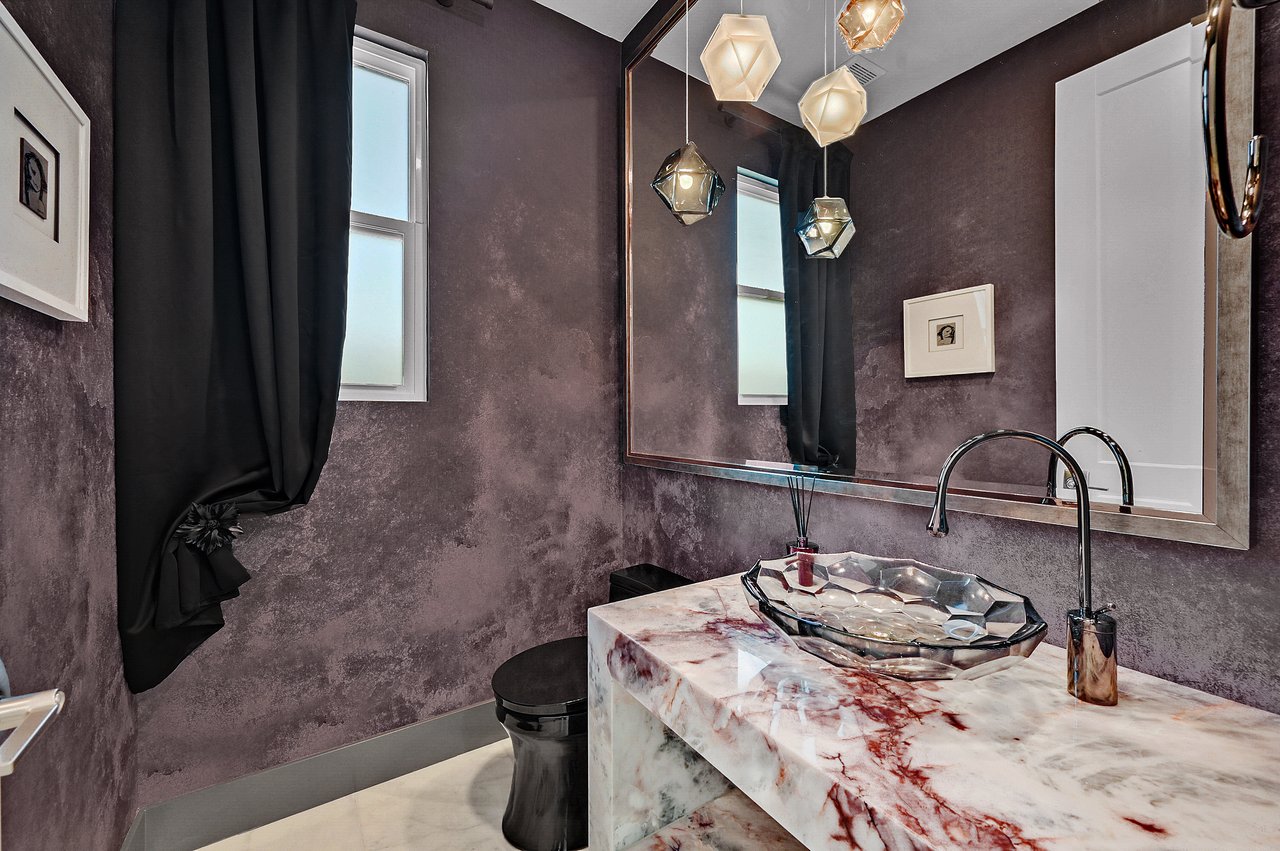 12070 Granite Canyon