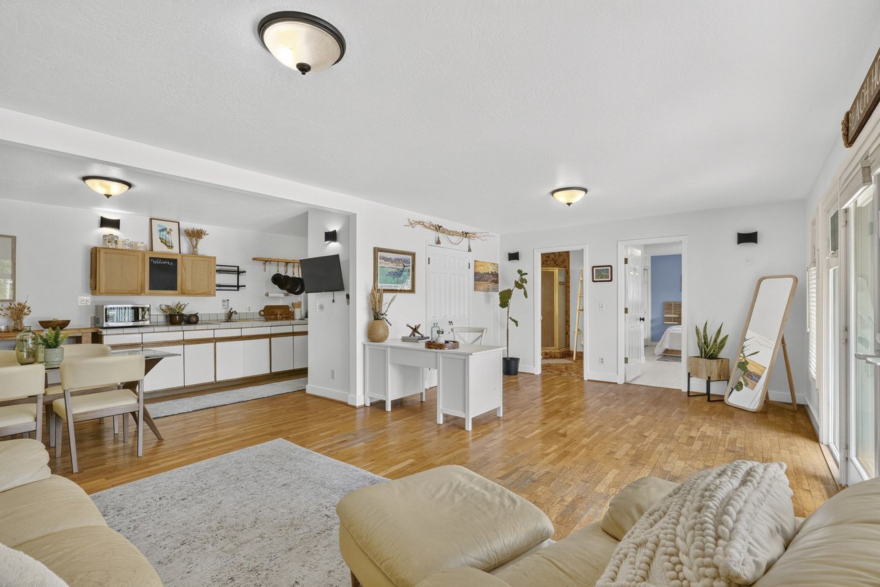 3999 Cherryvale Avenue | Soquel, California