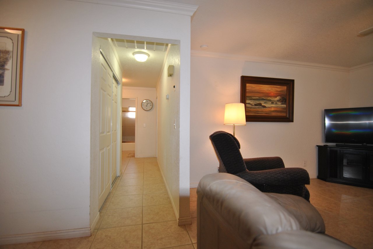 1666 Topaz Dr 