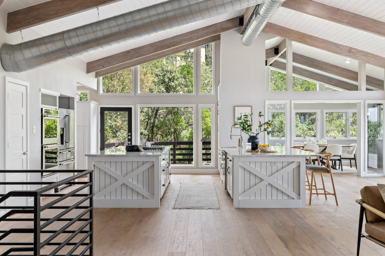 6905 Ladera Norte | Contemporary Northwest Hills Estate