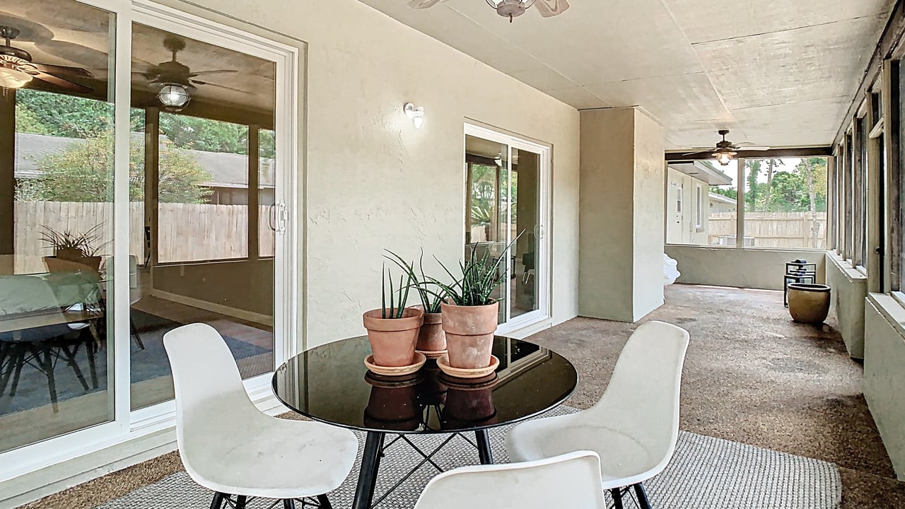 Spacious Open Concept Home in Winter Springs