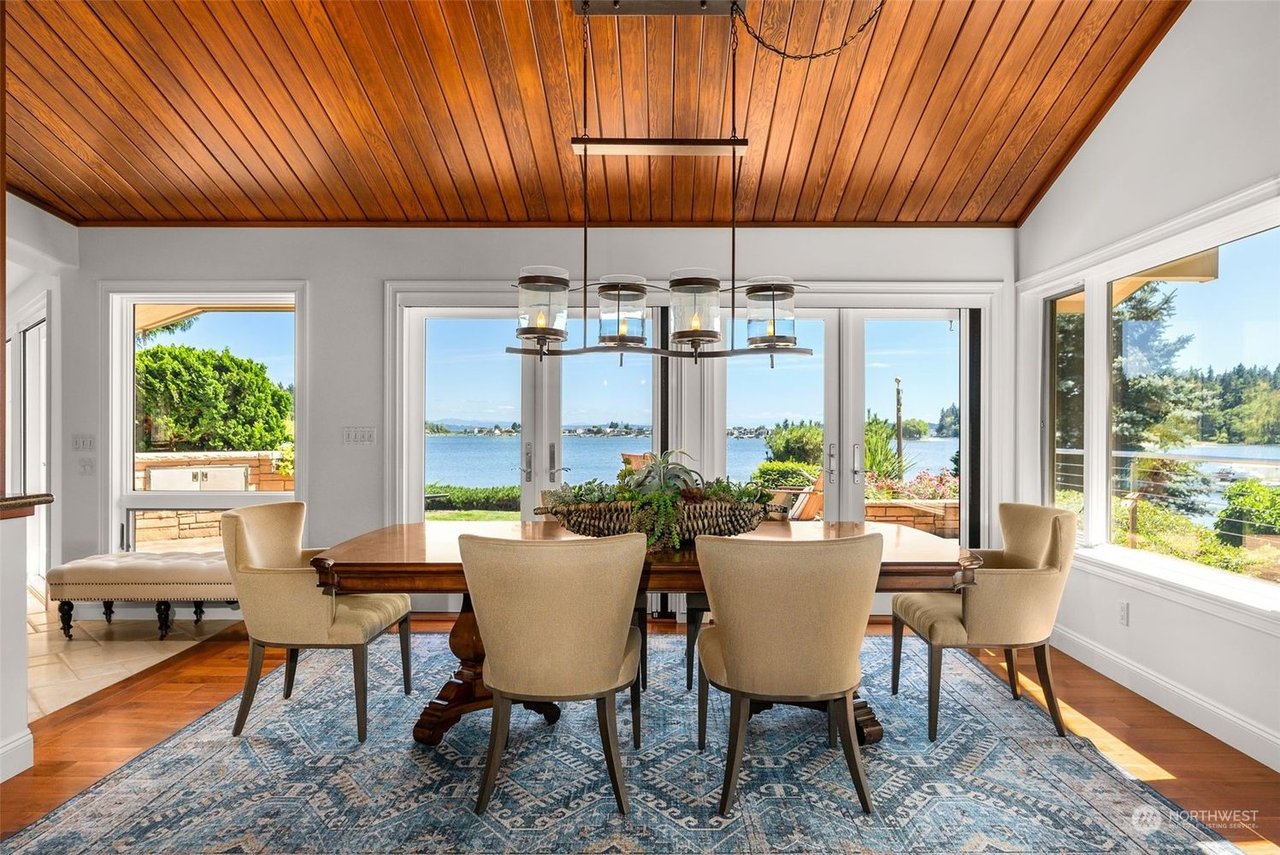 21330 Miller Bay Rd NE