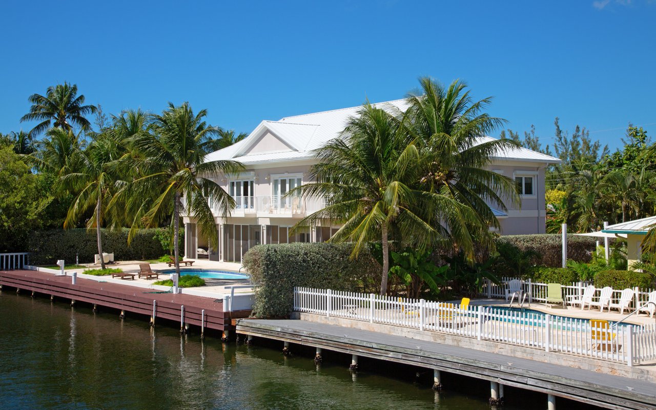Admiral's Cove