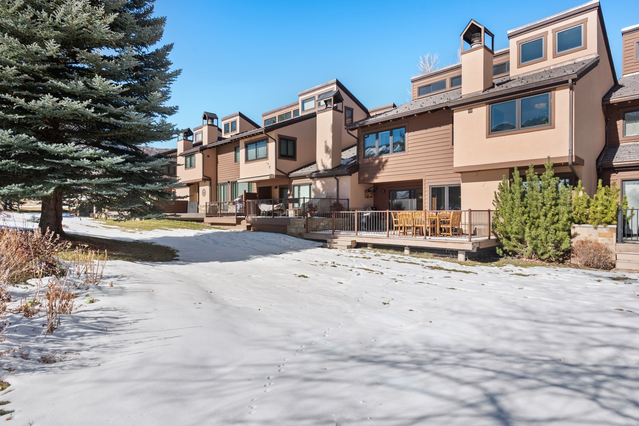 Renovated Snowmass Retreat with Panoramic Ski Area Views