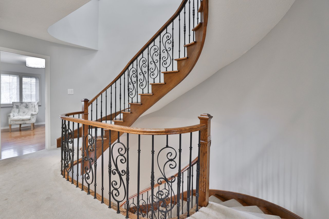 45 Tradwind Drive, Oakville