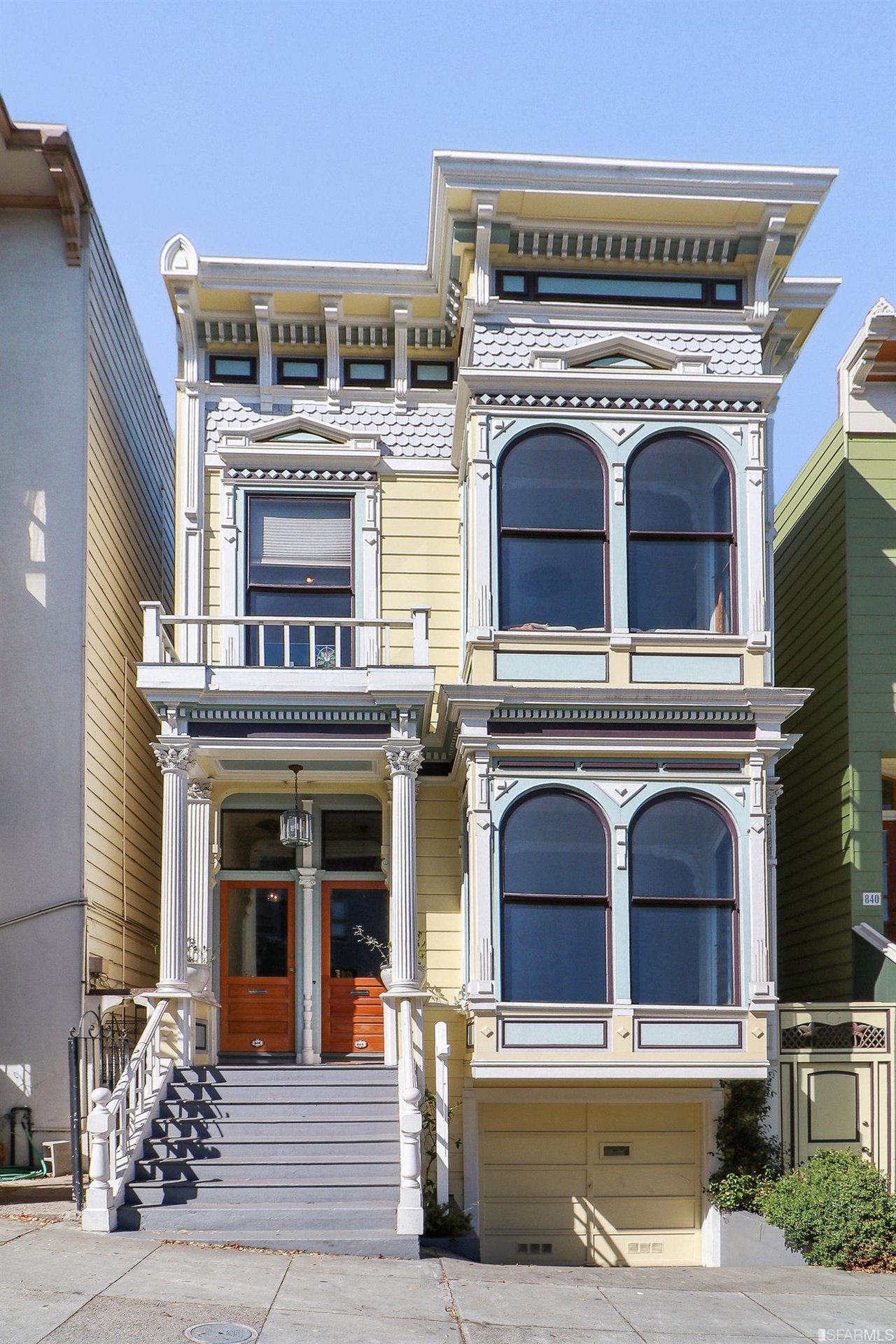 844 Haight St