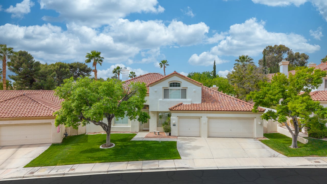 9437 Churchill Downs Dr