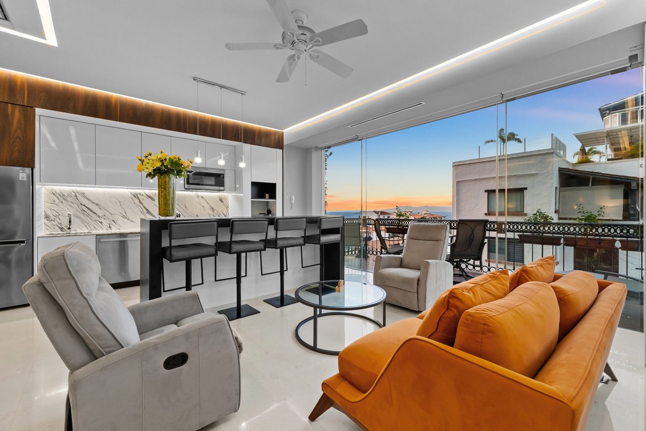 Pier 57 Unit 402